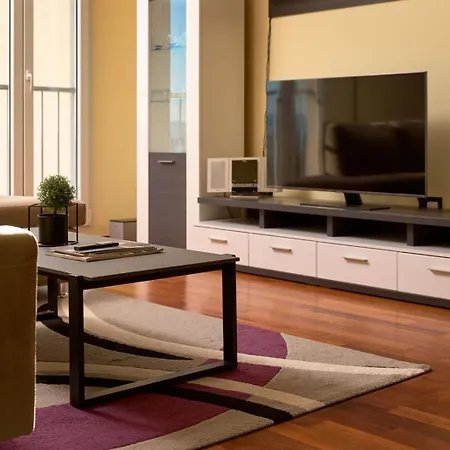 Sea View & Garage - Modern 3br Apartamento *