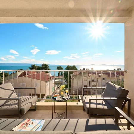 Sea View & Garage - Modern 3br Apartamento Split