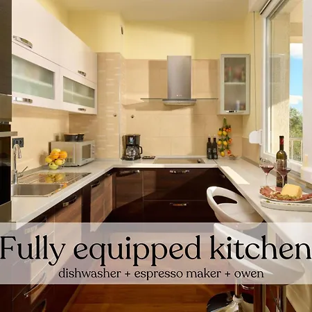 Sea View & Garage - Modern 3br アパート *